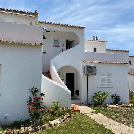 Na Senhora Da Rocha *